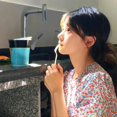 圈内新人又出大瓜：深夜酒吧买醉，官方紧急介入，整整一周